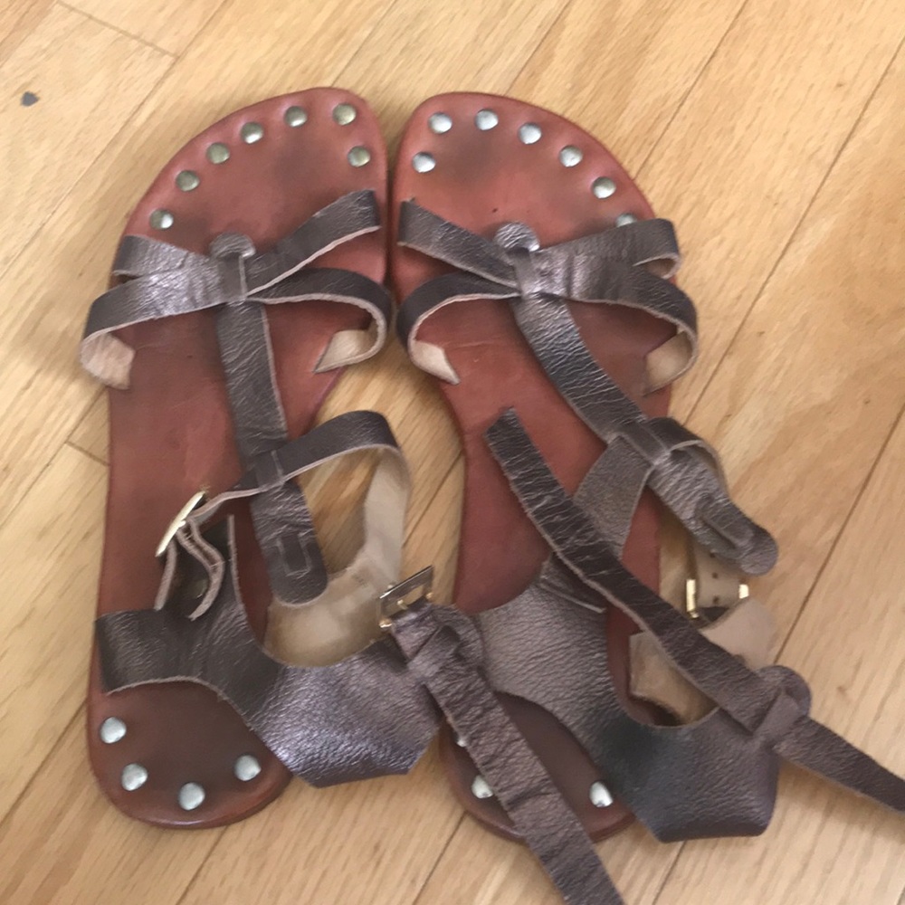 Matt Bernson used gladiators size 7